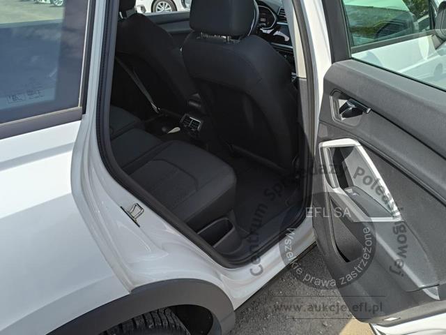 9 - Audi  Q3  2023r. WZ640FU Pojazd znajduje się w firmie ARCTOS GROUP sp. z o.o. Al. Krakowska 7, 02-183 Warszawa