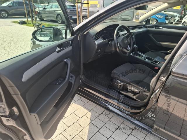 8 - VOLKSWAGEN Passat 2.0 TDI EVO Business DS 2022r. WND6181A AACAR sp. z o.o. Kasztanowa 5, 32-400 Jawornik