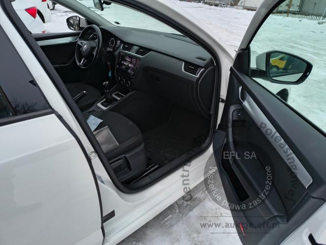 8 - Skoda Octavia 1.5 TSI GPF ACT Ambiti 2020r. DW5KS29  Pojazd znajduje się w firmie ARCTOS GROUP sp. z o.o. Al. Krakowska 7, 02-183 Warszawa