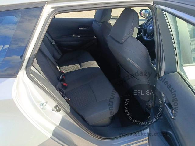9 - Toyota Corolla 2.0 Hybrid Comfort 2021r. DW4PN02 Magnice