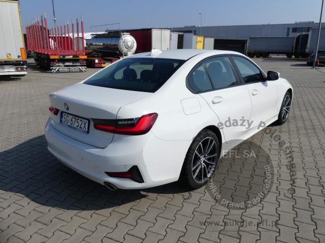 12 - BMW 318I 2.0 156KM AUTOMAT SEDAN 2020r.