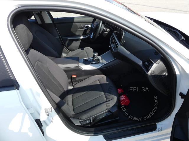 7 - BMW 318I 2.0 156KM AUTOMAT SEDAN 2020r.