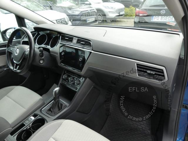 11 - Volkswagen Touran 2.0 TDI Comfortline DSG 2022r. PO5WW18 UWAGA!! Pojazd znajduje się w firmie AUTO MOTO CENTRUM sp. z o.o. ul. Ostrowska 328 (przy Trasie Katowickiej) 61-312 Poznań