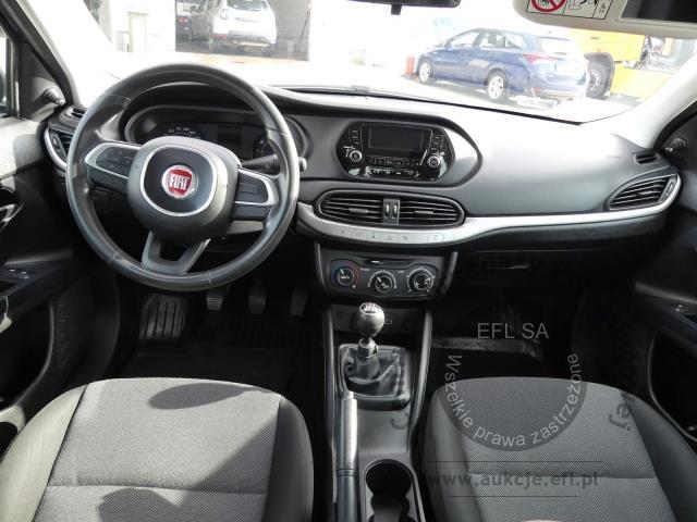 8 - FIAT TIPO 1.4 95KM SEDAN 2018r.