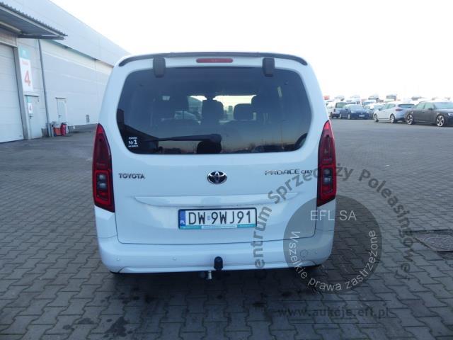 3 - Toyota Proace City Verso 1.5 D-4D 2023r. DW9WJ91 Magnice