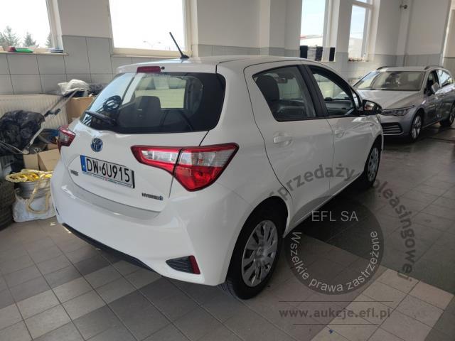 4 - Toyota Yaris Hybrid 100 Active 2018r. DW6U915 UWAGA!! Pojazd znajduje się w lokalizacji: Janki, Al. Krakowska 52, 05-090 Janki