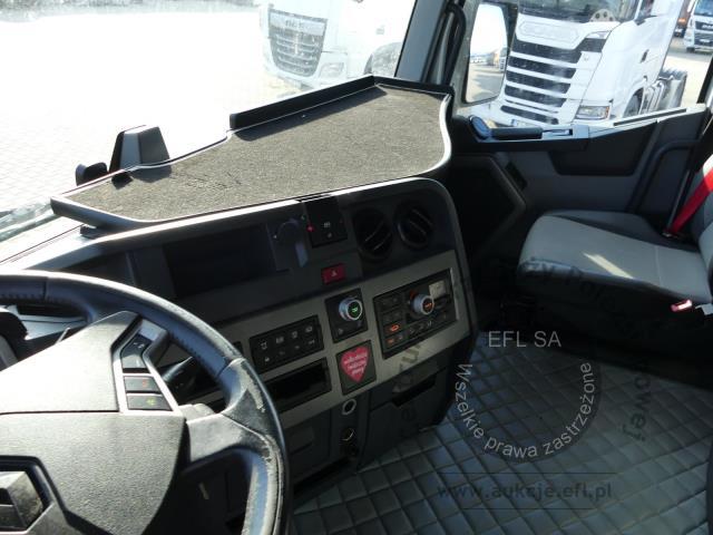6 - RENAULT T 480 COMFORT 4X2 AUTOMAT 2017r.