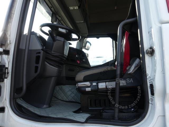 7 - RENAULT T 480 COMFORT 4X2 AUTOMAT 2017r.