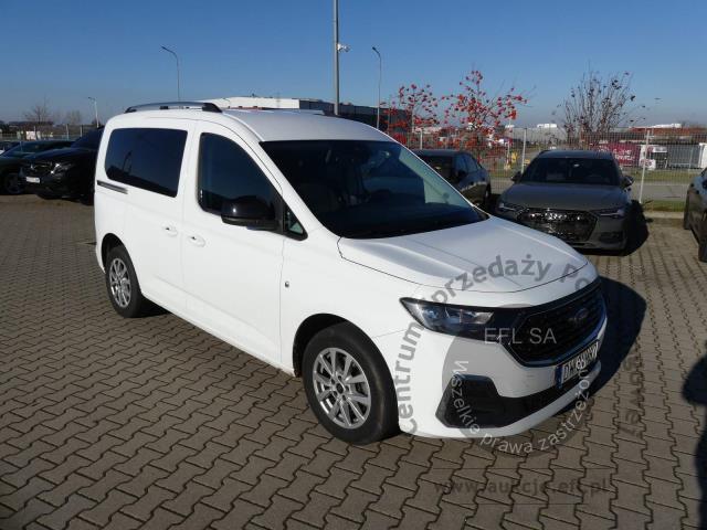 5 - Ford Tourneo Connect 2.0 Titanium  2022r. DW8VM87 Magnice