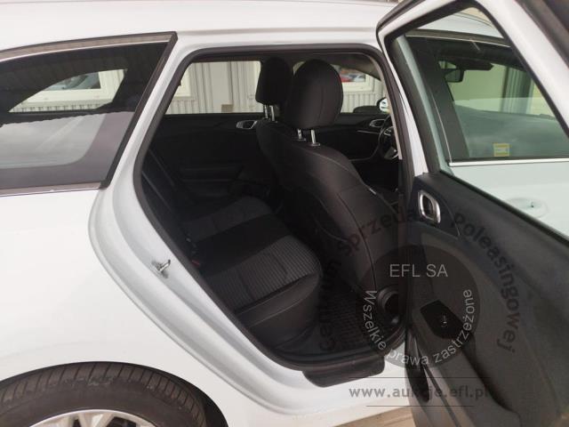 9 - Kia  Cee'd 2023r. WZ621GS Pojazd znajduje się w firmie ARCTOS GROUP sp. z o.o. Al. Krakowska 7, 02-183 Warszawa