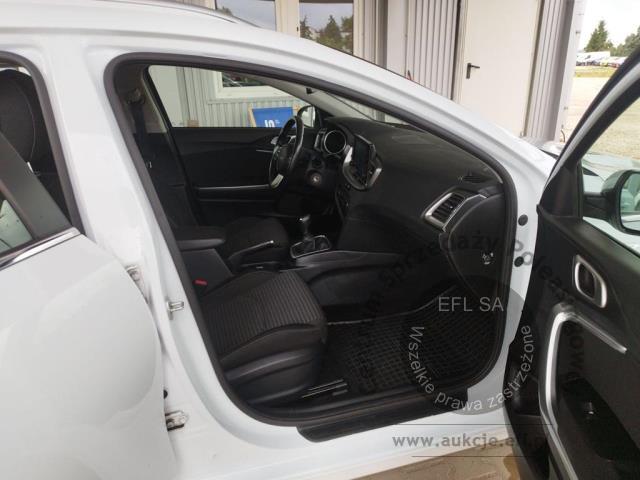 10 - Kia  Cee'd 2023r. WZ621GS Pojazd znajduje się w firmie ARCTOS GROUP sp. z o.o. Al. Krakowska 7, 02-183 Warszawa