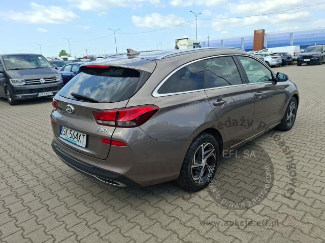 3 - HYUNDAI i30 1.5 T-GDI 48V Smart Kombi 2023r. SK564XT Magnice