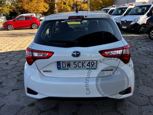 5 - Toyota Yaris Hybrid 100 Active 2018r. DW5CK49 UWAGA!! Pojazd znajduje się w lokalizacji: Katowice 40-689, Małachowskiego 16