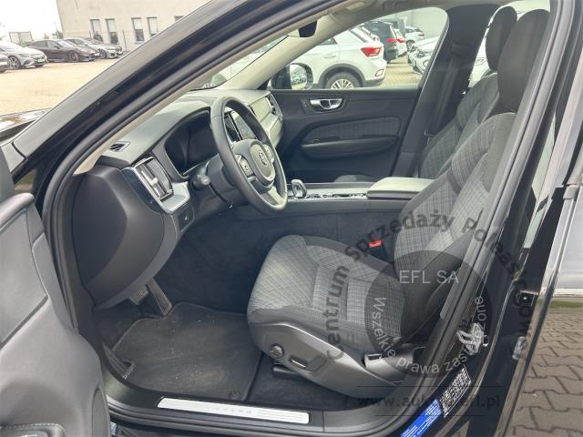 7 - VOLVO XC 60 B4 B ESSENTIAL AUTOMAT 2022r. DW3TM86 Magnice