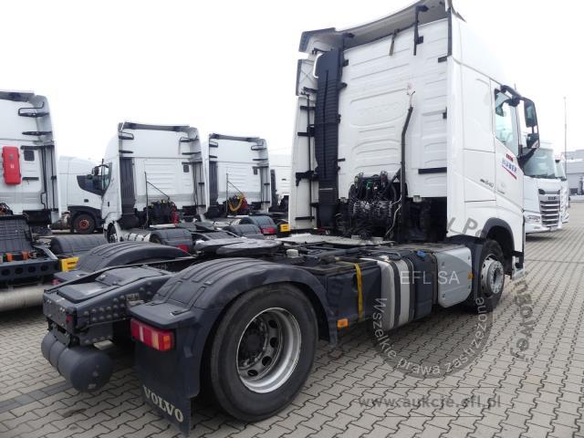 11 - VOLVO FH 460 LNG 4X2 AUTOMAT 2019r.