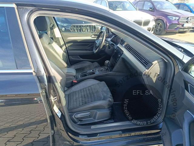 10 - Volkswagen Passat 2.0 TSI Elegance DSG 2021r. DW9RK92 Magnice