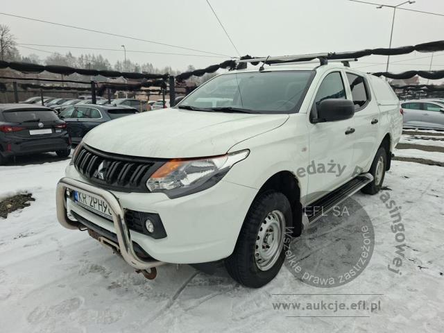1 - Mitsubishi L 200 L200 2.4 d DC Invite 2019r. KR2PH98 Pojazd znajduje się w firmie AACAR sp. z o.o. Kasztanowa 5, 32-400 Jawornik