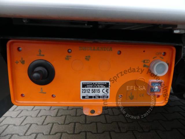 8 - IVECO / MR DAILY 35S18 3.0 175KM KONTENER 2024r.