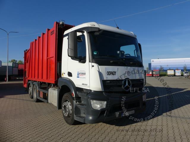 3 - MERCEDES - BENZ ANTOS 2533 6X2 BLUETEC 6 2014r.