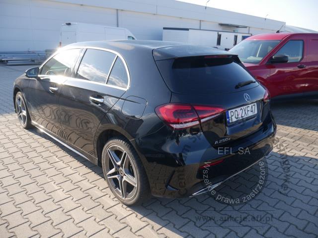 8 - MERCEDES - BENZ A 250 E AUTOMAT 2021r.