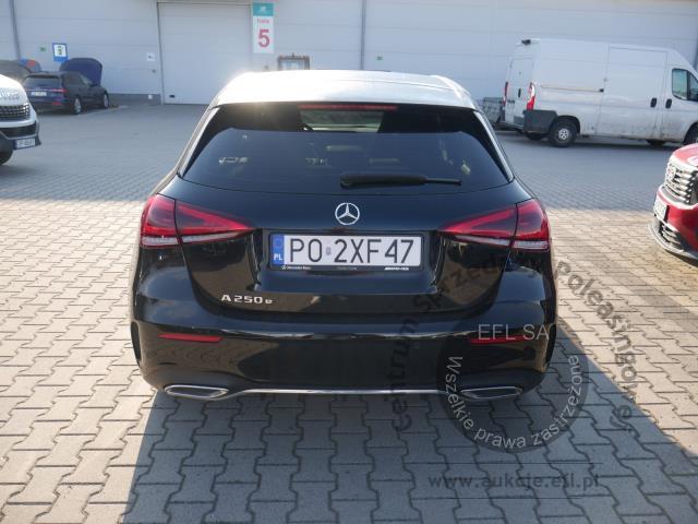 9 - MERCEDES - BENZ A 250 E AUTOMAT 2021r.
