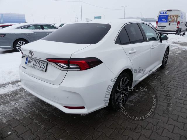 12 - TOYOTA COROLLA 1.5 VVTI COMFORT SEDAN 2022r.