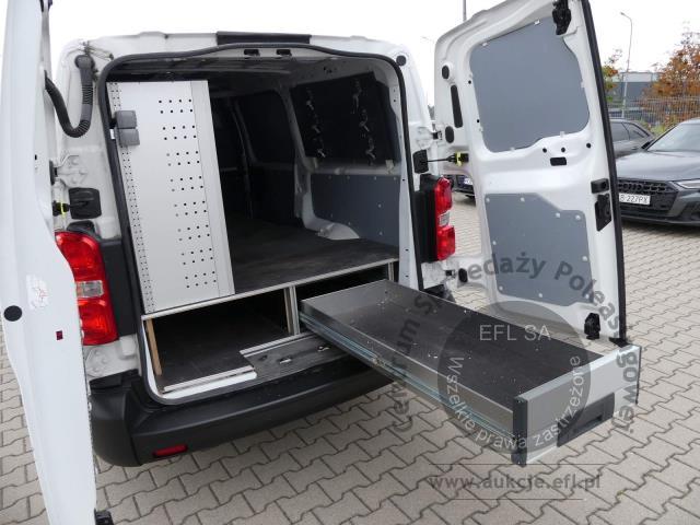 13 - Toyota Proace 2.0 D-4D Long 3,1t 2022r. DW4TC10 Magnice