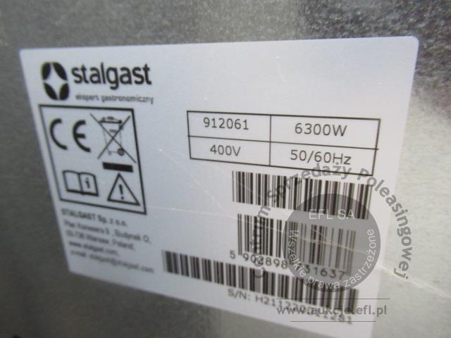 9 - Piec konwekcyjny z garownią Stalgast