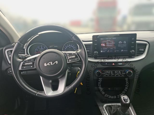 12 - EFL FINANCE KIA CEED 1.0 T-GDI 120KM HATCHBACK 2022r.
