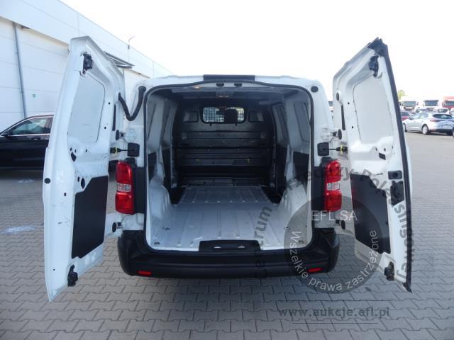 7 - Toyota Proace 2.0 D-4D Long 3,1t 2022r. DW2SW57 Magnice