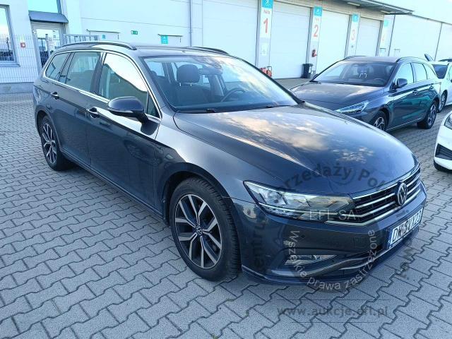 3 - Volkswagen Passat 1.5 TSI EVO Business 2023r. DW5VX23 magnice