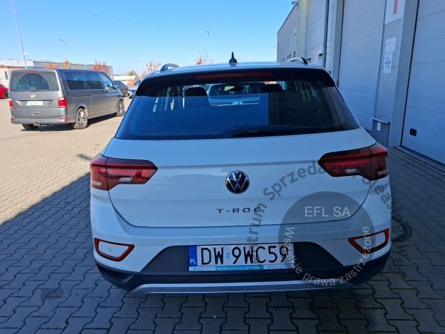 4 - Volkswagen T-ROC 1.5 TSI Life 2023r. DW9WC59 Pojazd znajduje się w firmie MDM AUTO sp. z o.o. ul. Zawodników 1, 80-729 Gdańsk