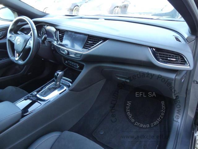 11 - Opel Insignia 2.0 CDTI Business 2022r. DW9UG94 Magnice