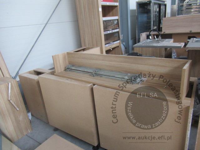 21 - Regały i meble sklepowe wg specyfikacji