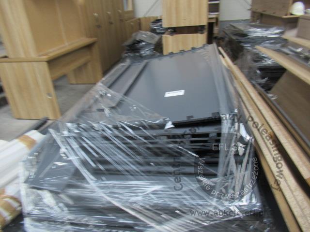 26 - Regały i meble sklepowe wg specyfikacji