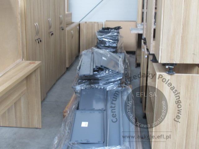 27 - Regały i meble sklepowe wg specyfikacji