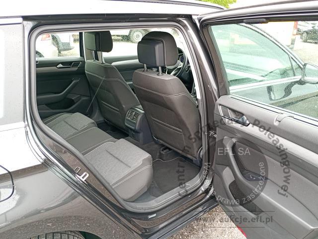 10 - Volkswagen Passat 2.0 TDI Business DSG 2023r. WZ429GF Pojazd znajduje się w firmie ARCTOS GROUP sp. z o.o. Al. Krakowska 7, 02-183 Warszawa
