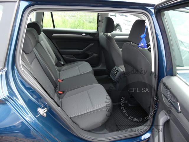 8 - Volkswagen Passat 2.0 TDI EVO Essence 2022r. PO4XH86 UWAGA!! Pojazd znajduje się w firmie AUTO MOTO CENTRUM sp. z o.o. ul. Ostrowska 328 (przy Trasie Katowickiej) 61-312 Poznań