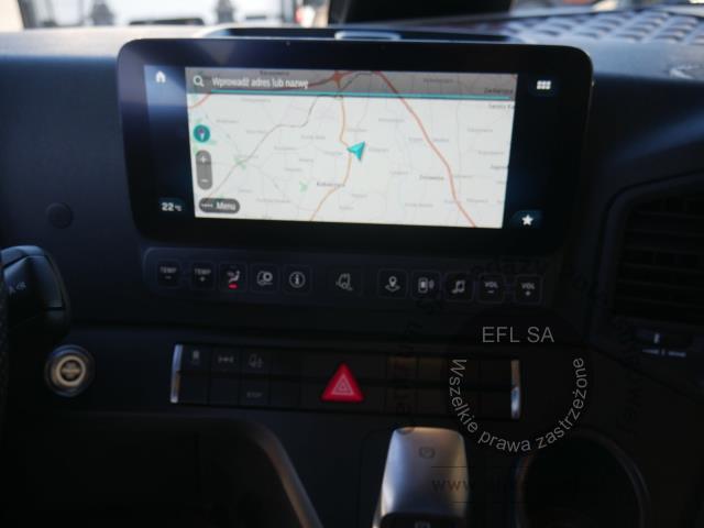 4 - MERCEDES - BENZ W1T9634031C050658 2022r.