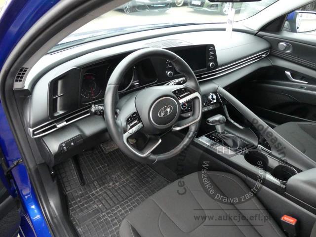 5 - Hyundai Elantra 1.6 Smart CVT Sedan 2023r. DW5WK71 Magnice