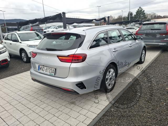 3 - Kia Ceed 1.5 T-GDI M DCT 2021r. WND6133A Uwaga! Pojazd znajduje się w firmie AACAR sp. z o.o. Jawornik 90, 32-400 Myślenice