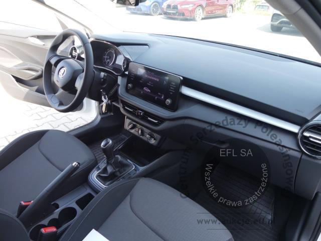 11 - Skoda Fabia 1.0 Ambition Hatchback 2023r. DW2VY63 Magnice
