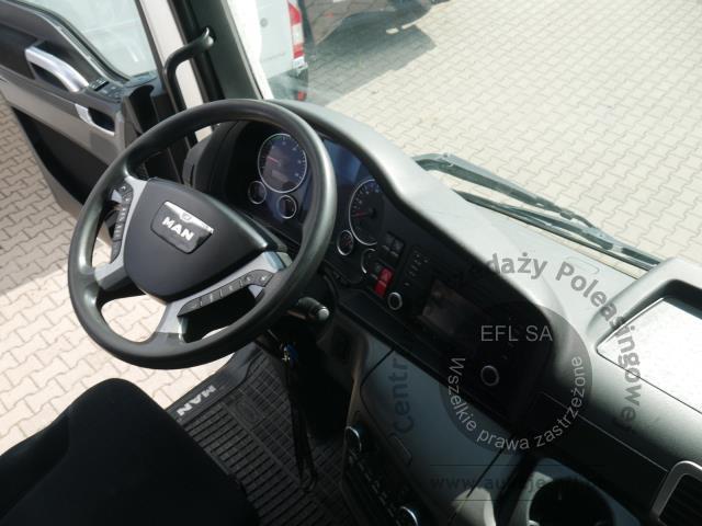 4 - MAN TGX 18.520 4X2 BLS XLX 2015r.
