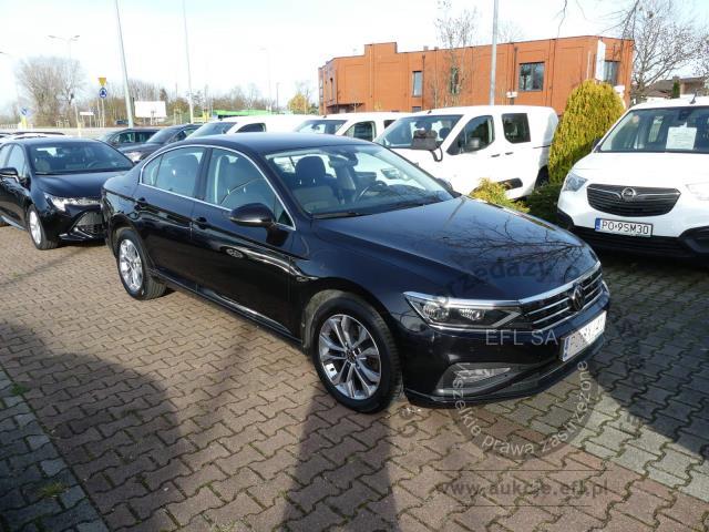 4 - Volkswagen Passat 2.0TDI EVO Business DSG 2022r. PO8XJ41 Pojazd znajduje się w firmie AUTO MOTO CENTRUM sp. z o.o. ul. Ostrowska 328 (przy Trasie Katowickiej) 61-312 Poznań