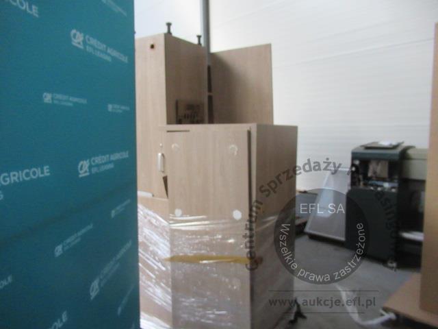 15 - Regały i meble sklepowe wg specyfikacji