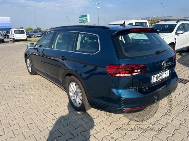 3 - Volkswagen Passat 2.0 TDI EVO Business  2022r. DW9RY57 Magnice