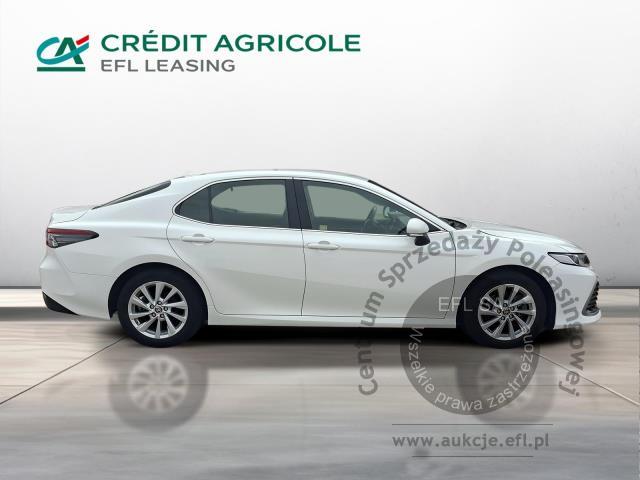 8 - TOYOTA CAMRY 2.5 HYBRID CVT COMFORT 2023r.