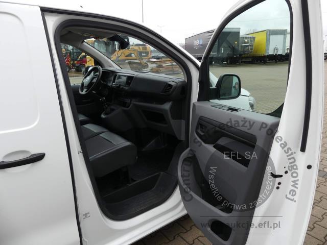 10 - Toyota Proace 2.0 D-4D Long 3,1t 2020r. DW9JJ95 Magnice