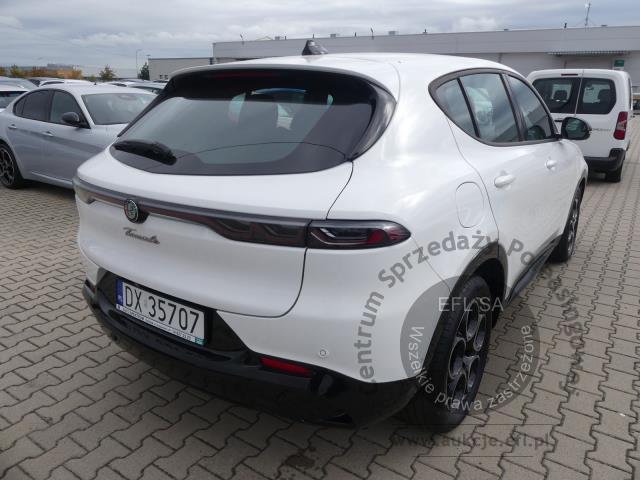 4 - Alfa Romeo TONALE SPRINT 1.5 T4 DCT7 2024r. DX35707 Magnice
