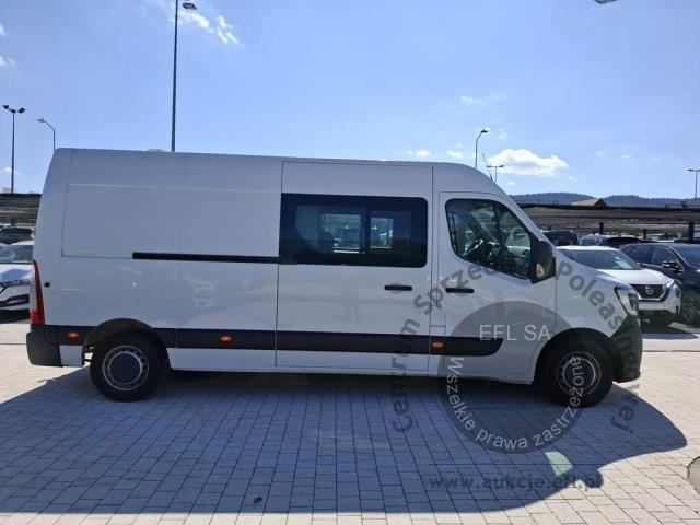 4 - Renault  Master  2022r. DW5RY72 Pojazd znajduje się w firmie AACAR sp. z o.o. Kasztanowa 5, 32-400 Jawornik
